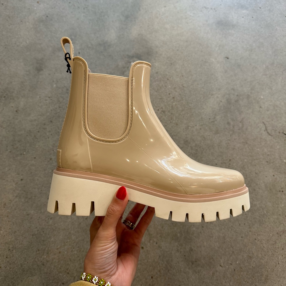 Dolce vita rain boot